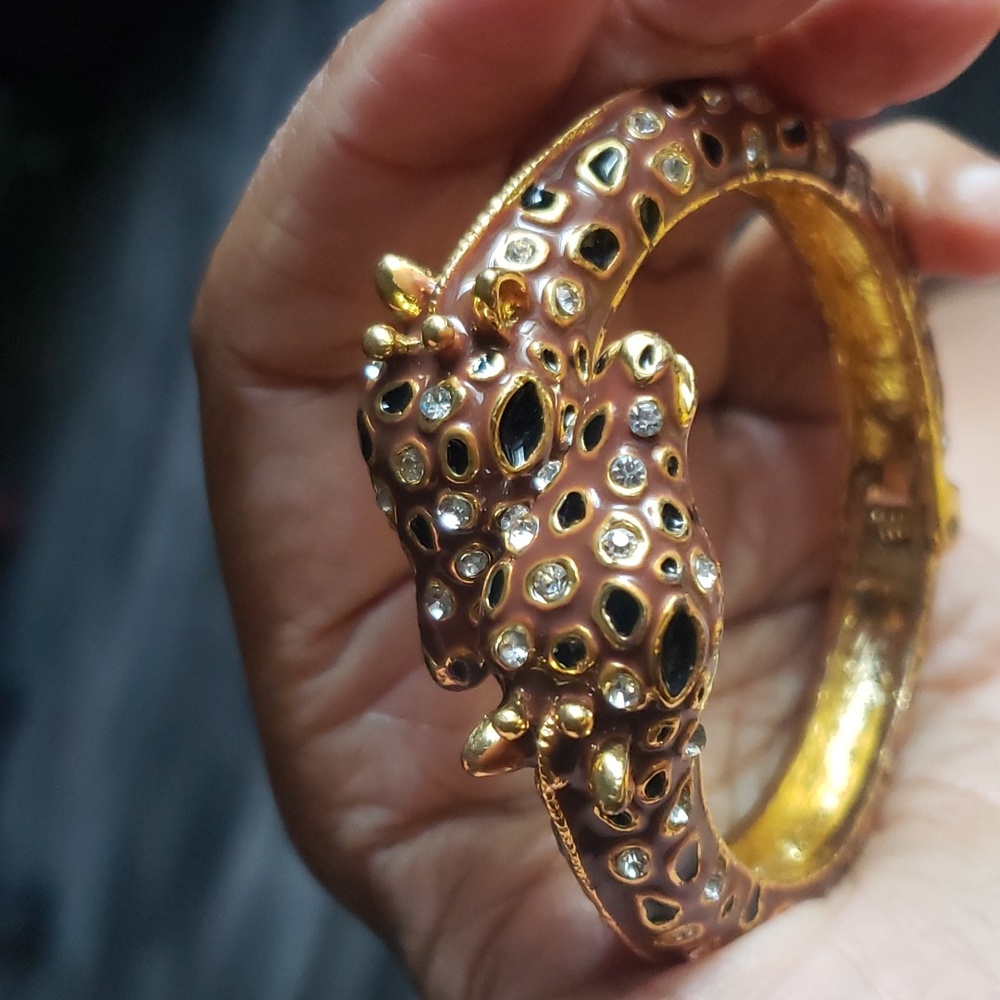 Vintage Sassy Jones Boutique Bracelet